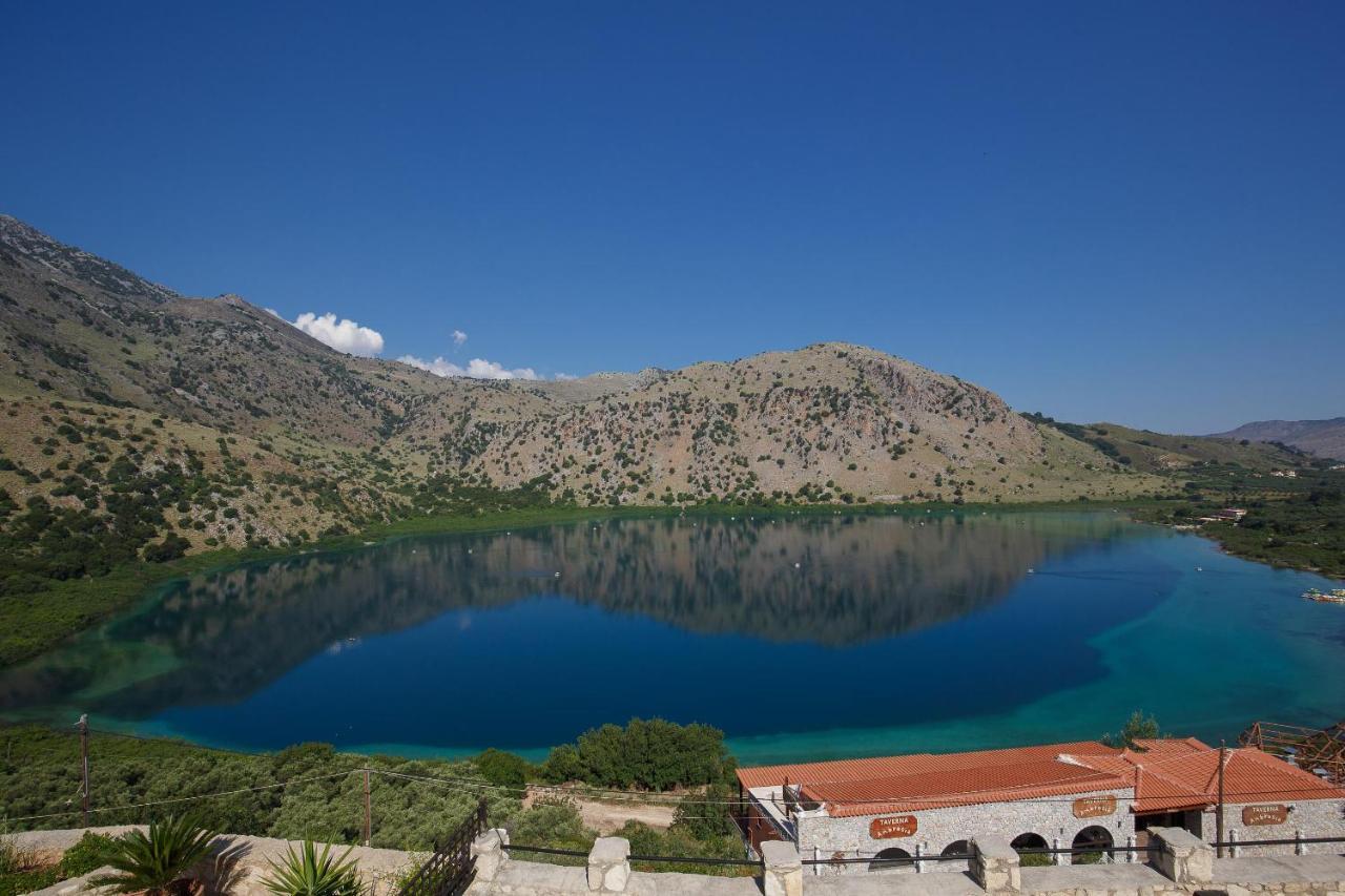 The Lakescape Villa In Kournas Dhimitroulianá Buitenkant foto